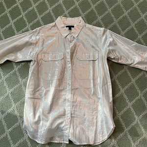 Sporty button down blouse in semi sheer pearl color